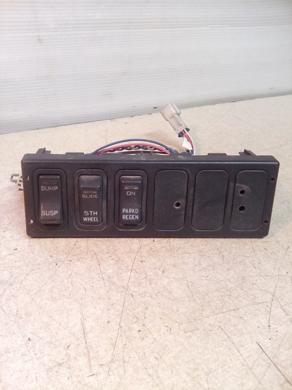 2015 International Prostar 32237 Dash Switch Panel