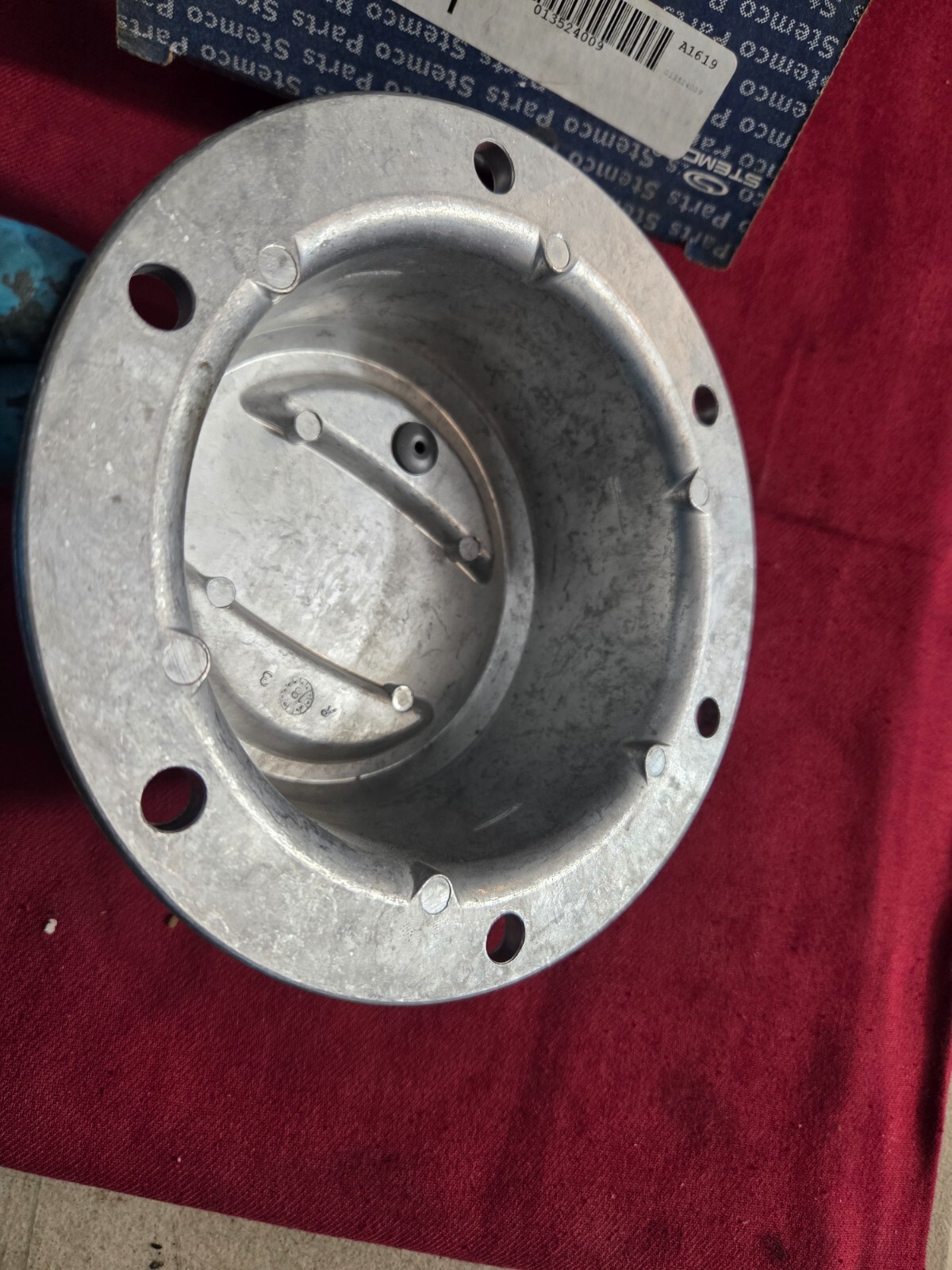 Stemco Hub Cap 352-4009, Aluminum with Gasket, NEW OLD STOCK