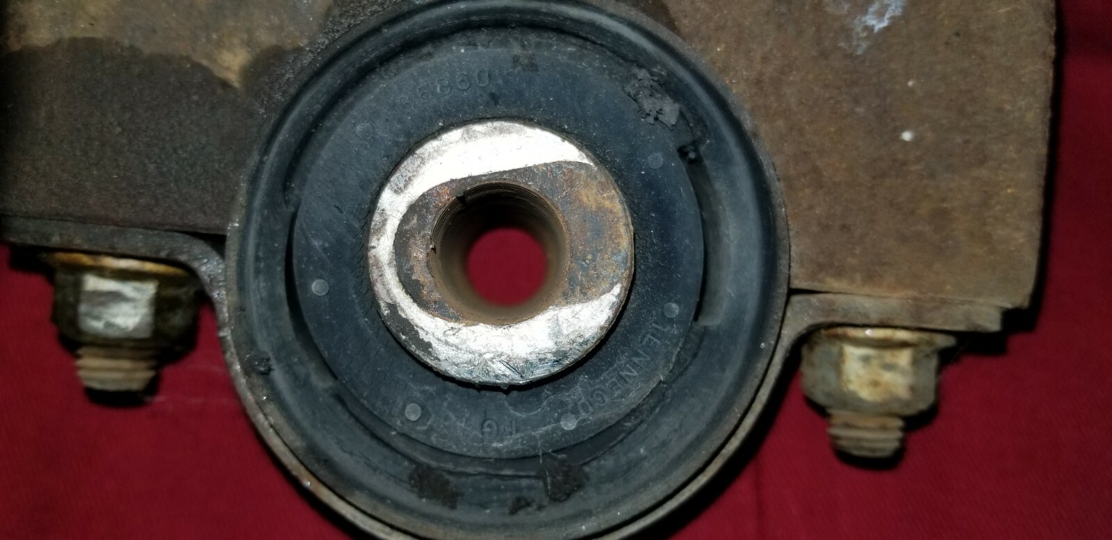 INTERNATIONAL PROSTAR BRACKET 3844014C4 RH CAB MOUNT