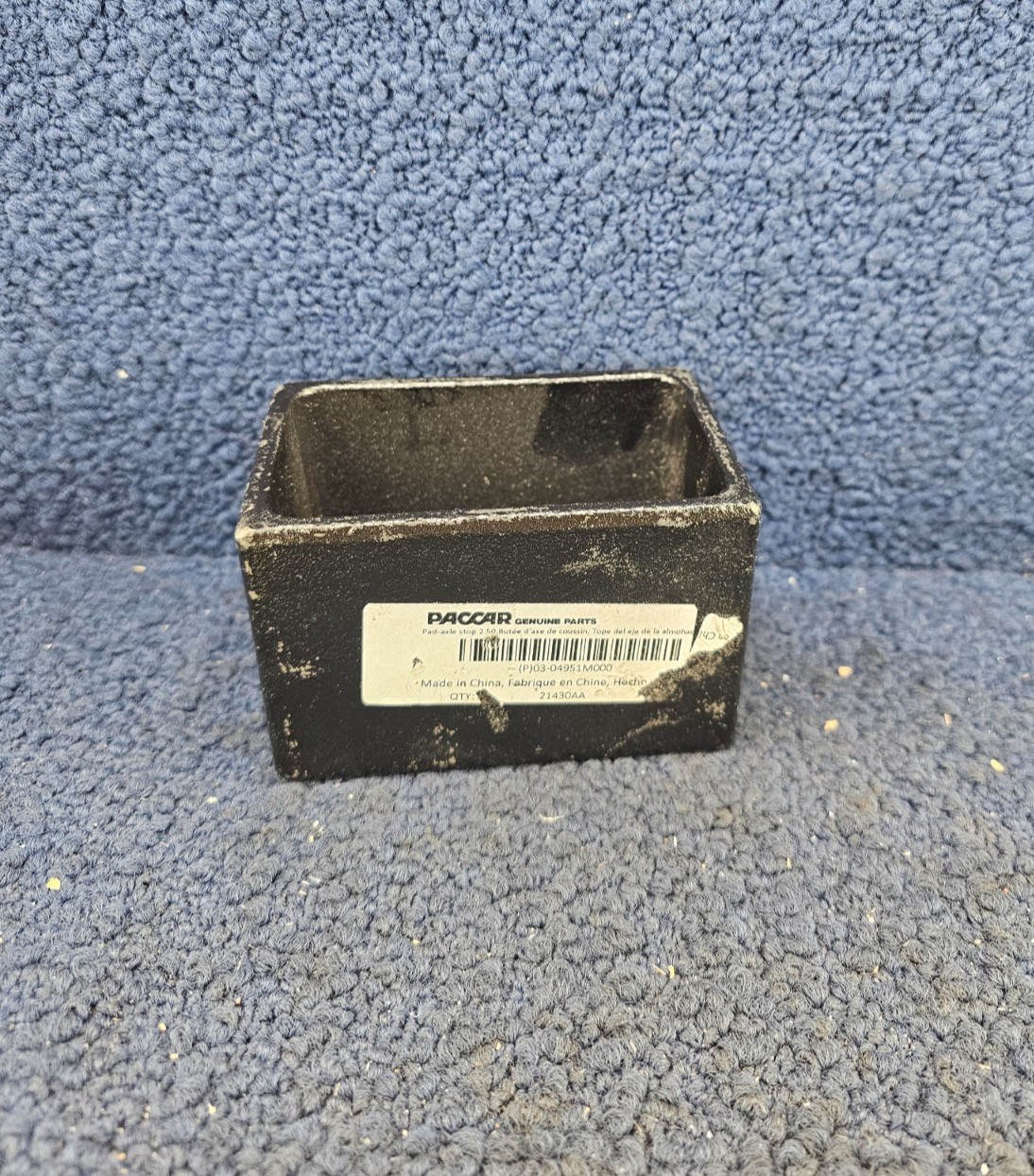 PACCAR 03-04951M000 Replacement Rear Axle Stop Pad For Peterbilt Trucks