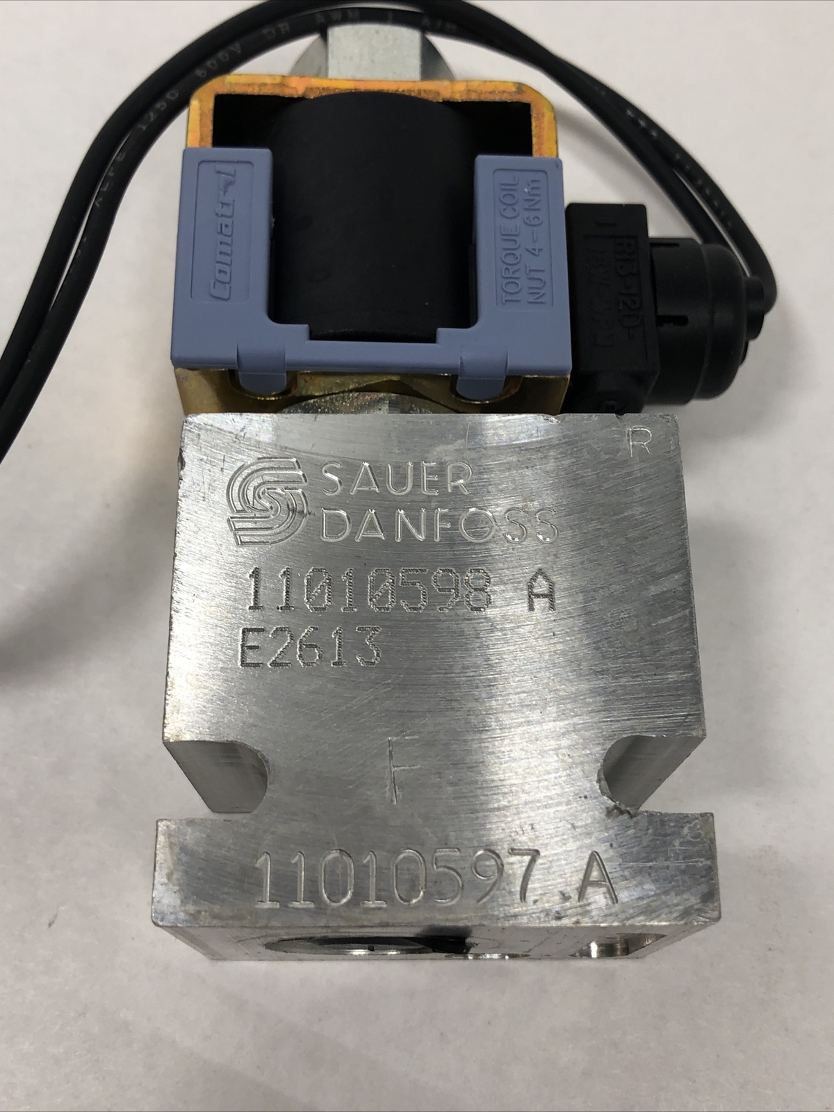 Sauer Danfoss 11010598 Solenoid, Relief Manifold 12 Volt