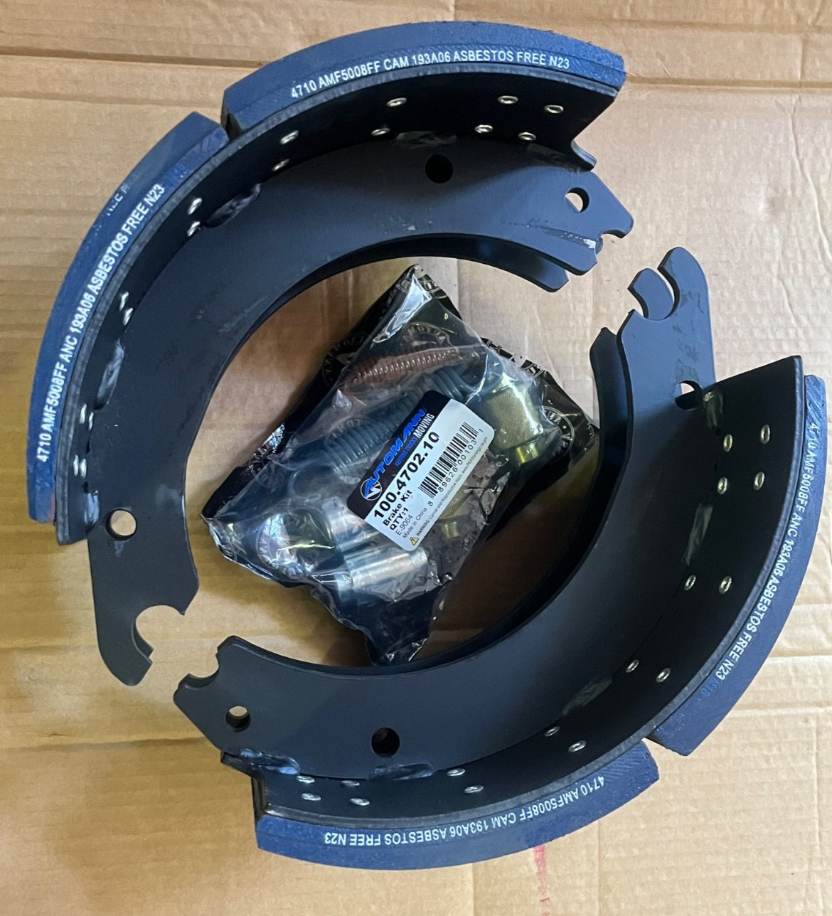 144.471080.5010 AUTOMANN SHOE BOX KIT 15.000 IN – 8.625 IN Hendrickson Trailer