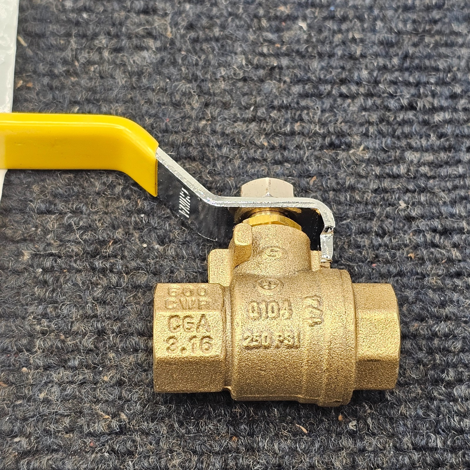 Imperial Supplies 90600 1/4 Straight Handle Ball Valve Bronze