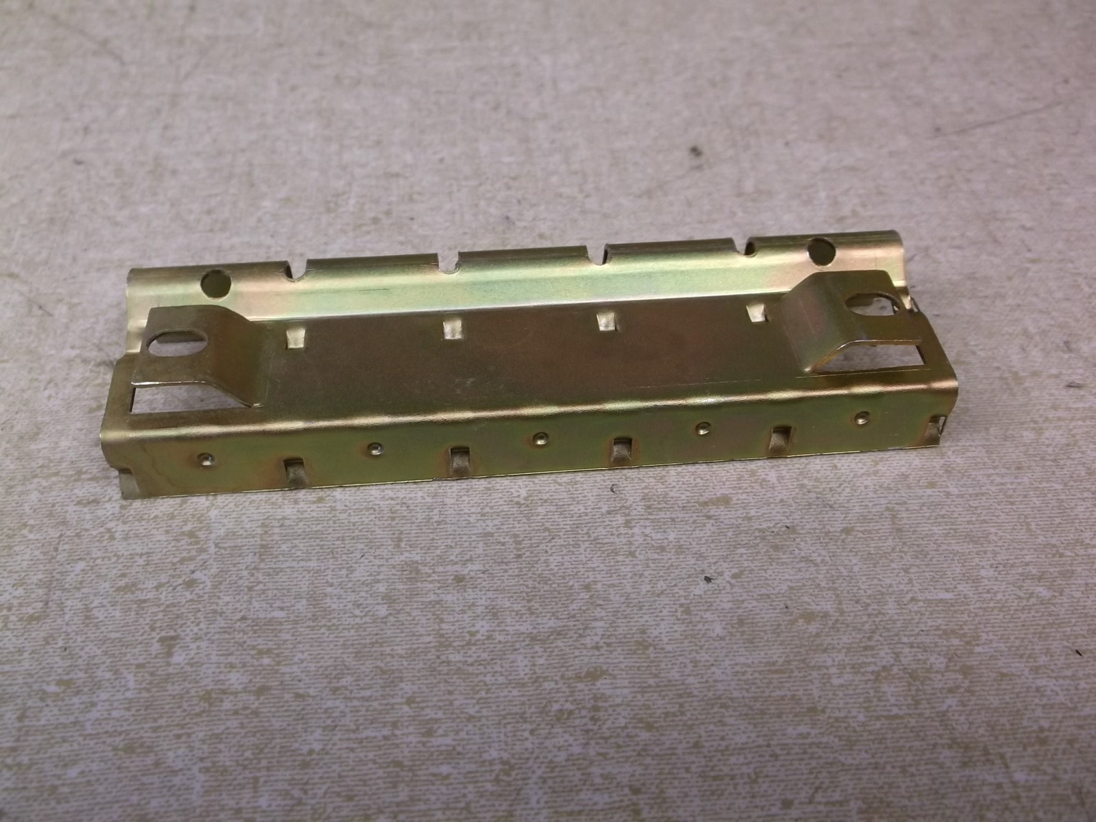 NEW International Fleetrite Bracket ZZBE2205 *FREE SHIPPING*