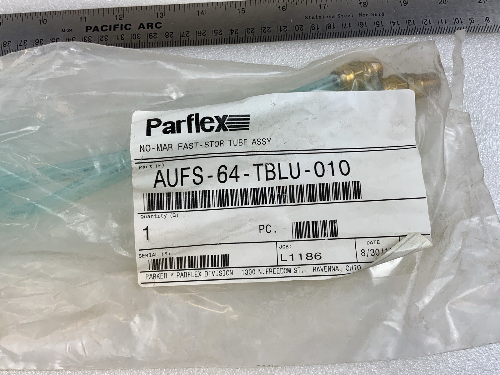 PARKER PARFLEX NO-MAR FAST-STOR TUBE ASSY P/N: AUFS-64-TBLU-010 OD-3/8″ ID-1/2″