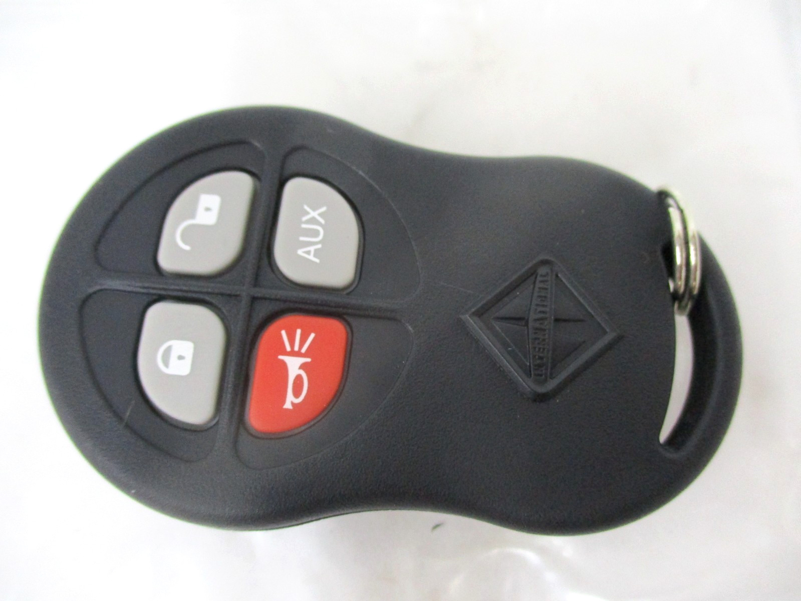 3544938C2 NEW OEM INTERNATIONAL REPLACEMENT KEY FOB / TRANSMITTER 3544938C1