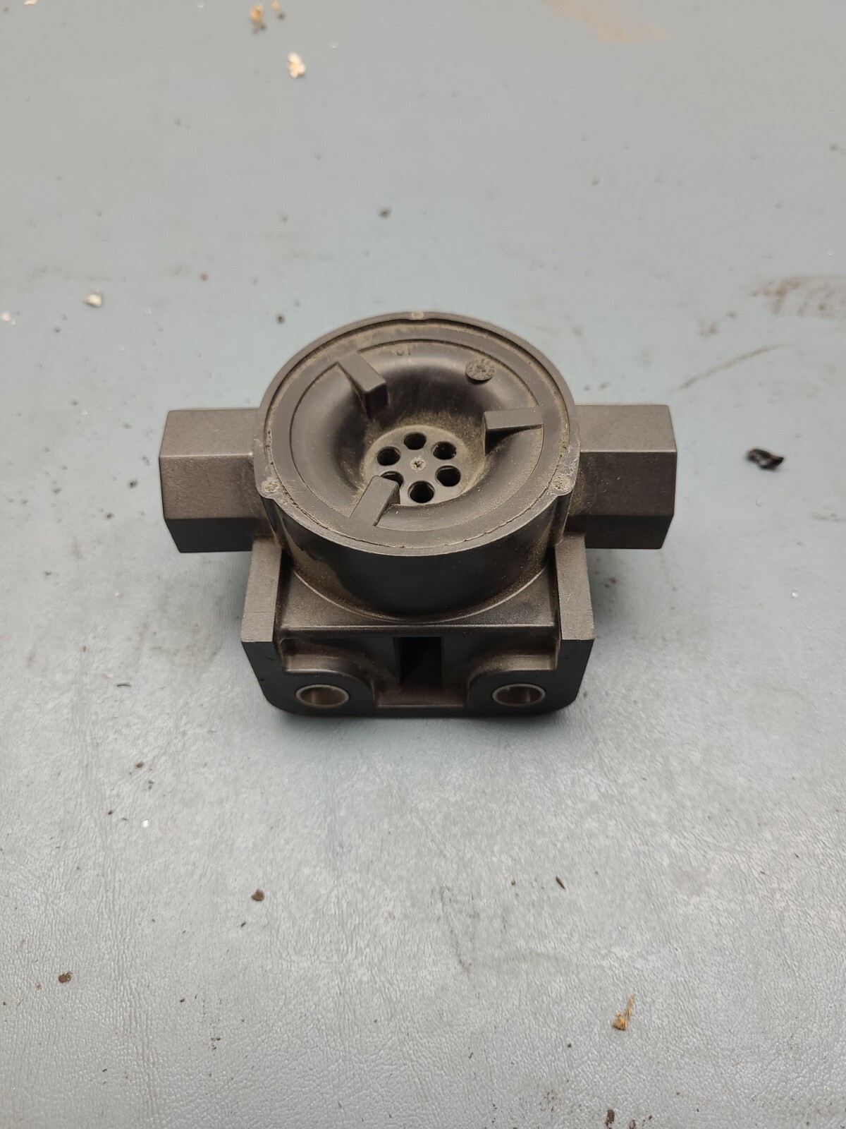 Meritor Relay Valve RKN 32011 NOS