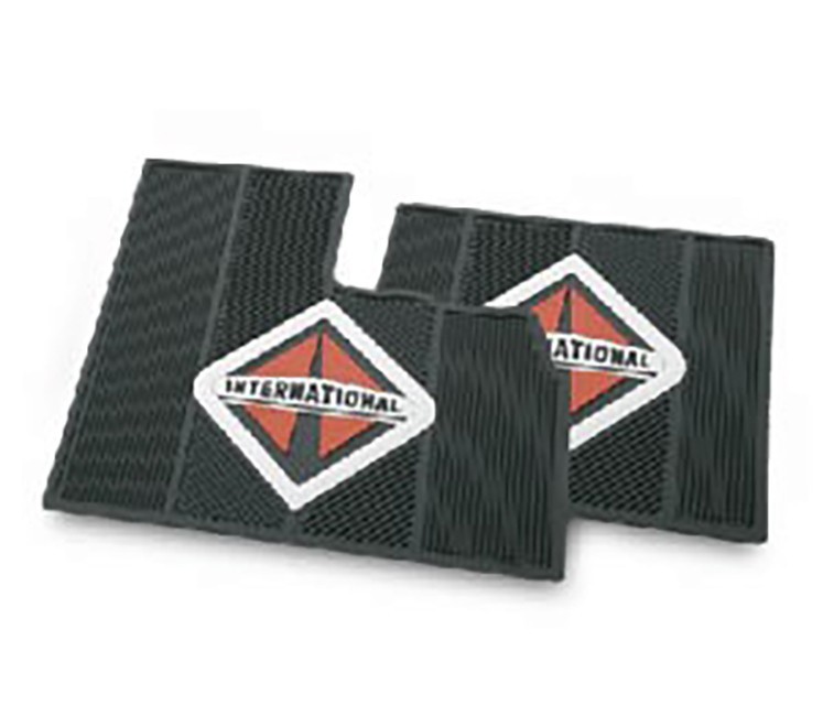 International Trucks 9000 Series Front Set of Rubber Floor Mats 9200, 9400, 9900