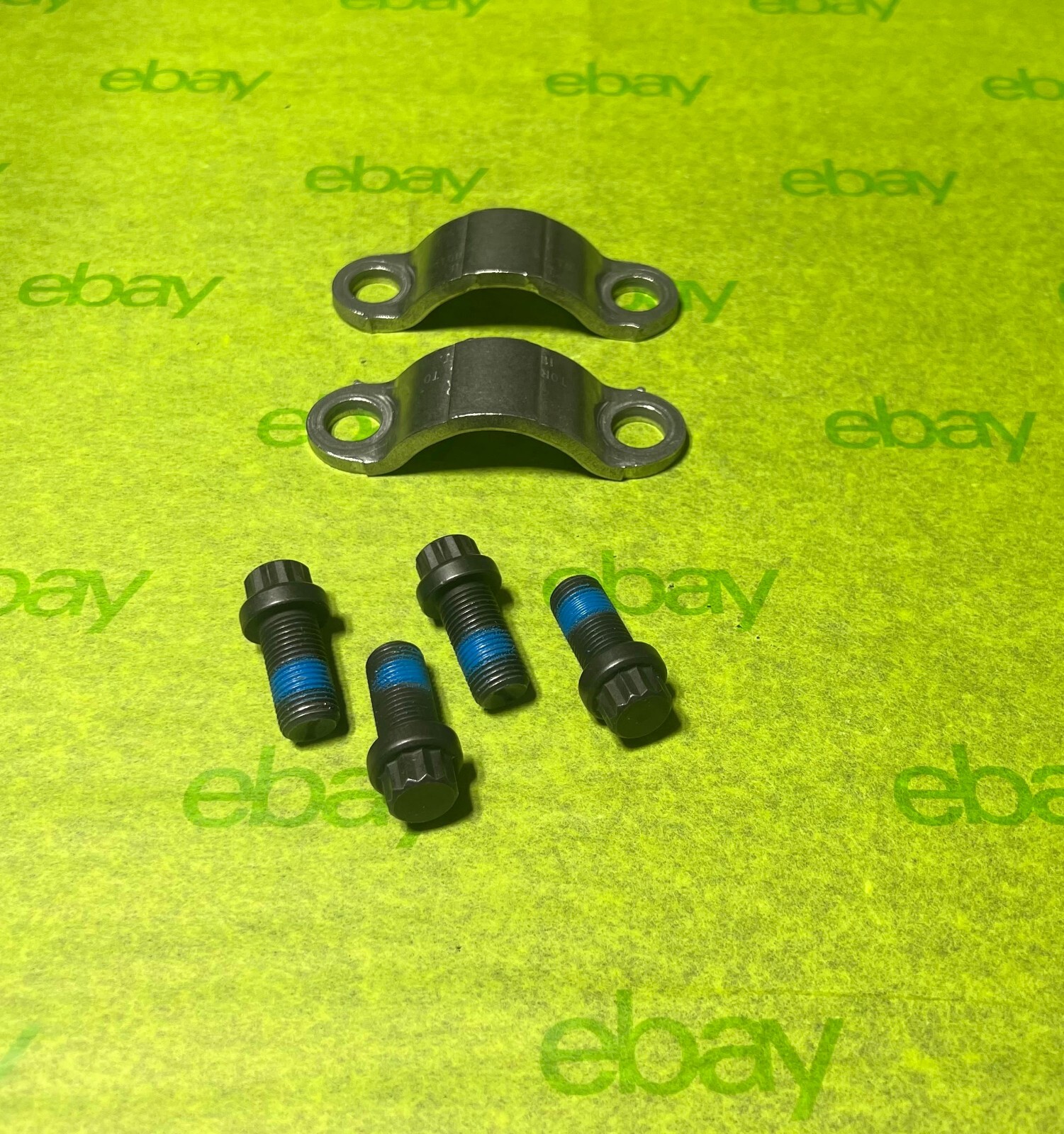 DS6.5-70-18X Genuine Spicer, Universal U-Joint Strap Kit