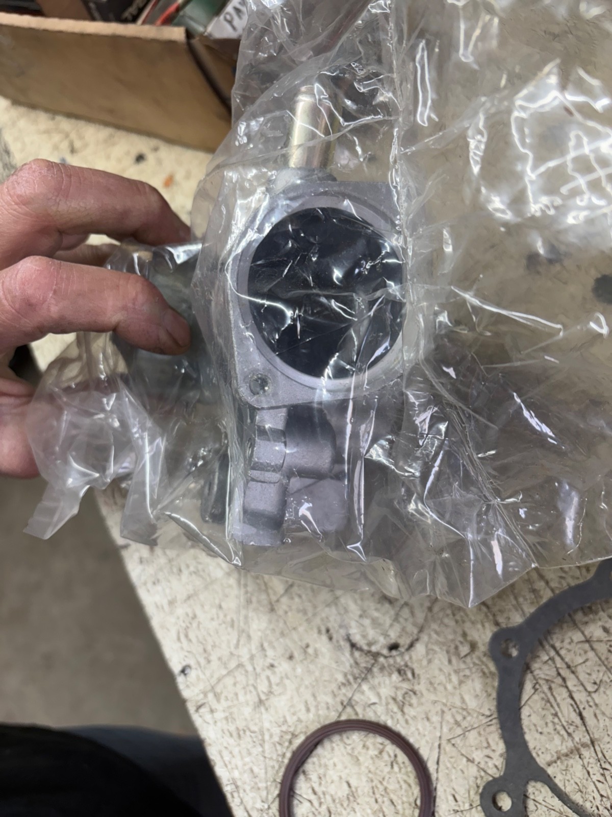 GMB AW9223 160-1120 WATER PUMP MADE IN JAPAN JUST LIKE OEM. NOT FROM CHINA
