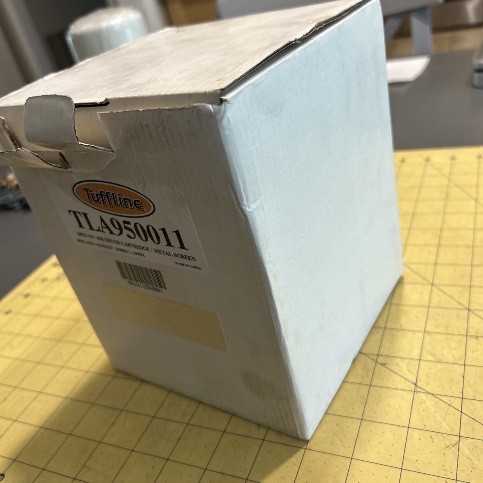 TLA950011 Spin On Air Dryer Cartridge Metal Screen
