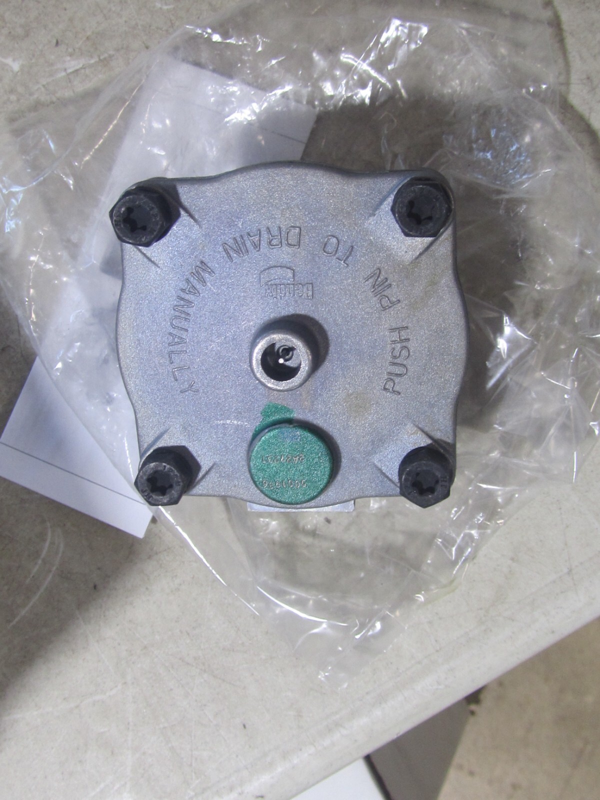 NEW GENUINE BENDIX AUTOMATIC DRAIN VALVE DV-2 281923N 1/4″ MALE ADAPTER