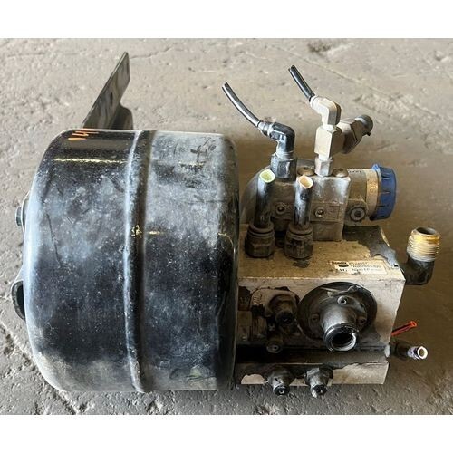 Air Dryer Assembly 2017 KW T680 Low Mileage P/N K124857 (Tag#6359) *RTS*