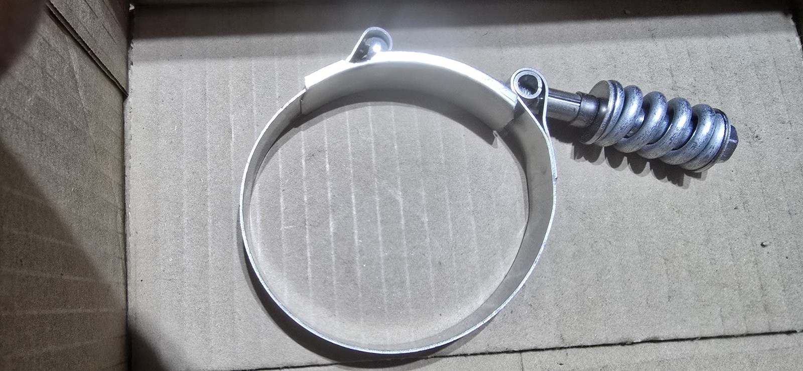 Breeze B9224-0325 Spring T-Bolt Clamp