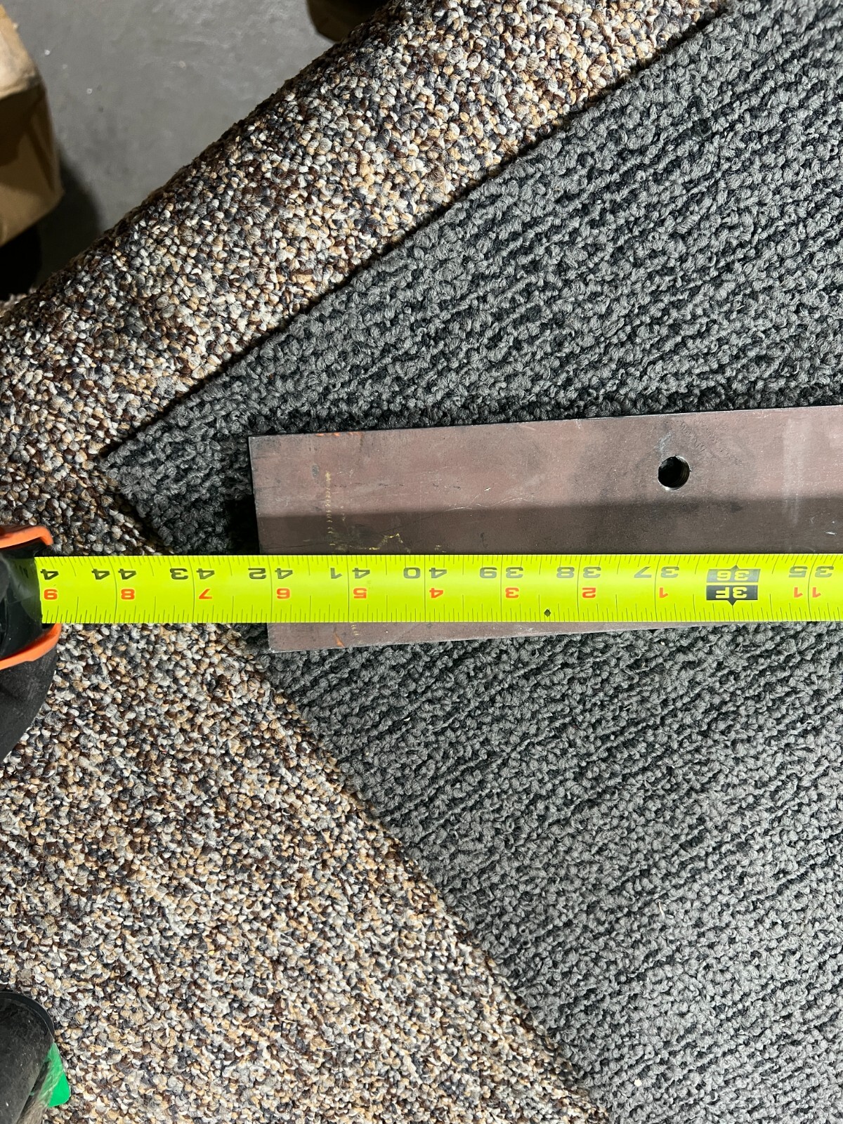 Roadtec 609-801-005 Plate – End Gate Shoe LH 38″ x 3.37″ x 43.21″ CM1045