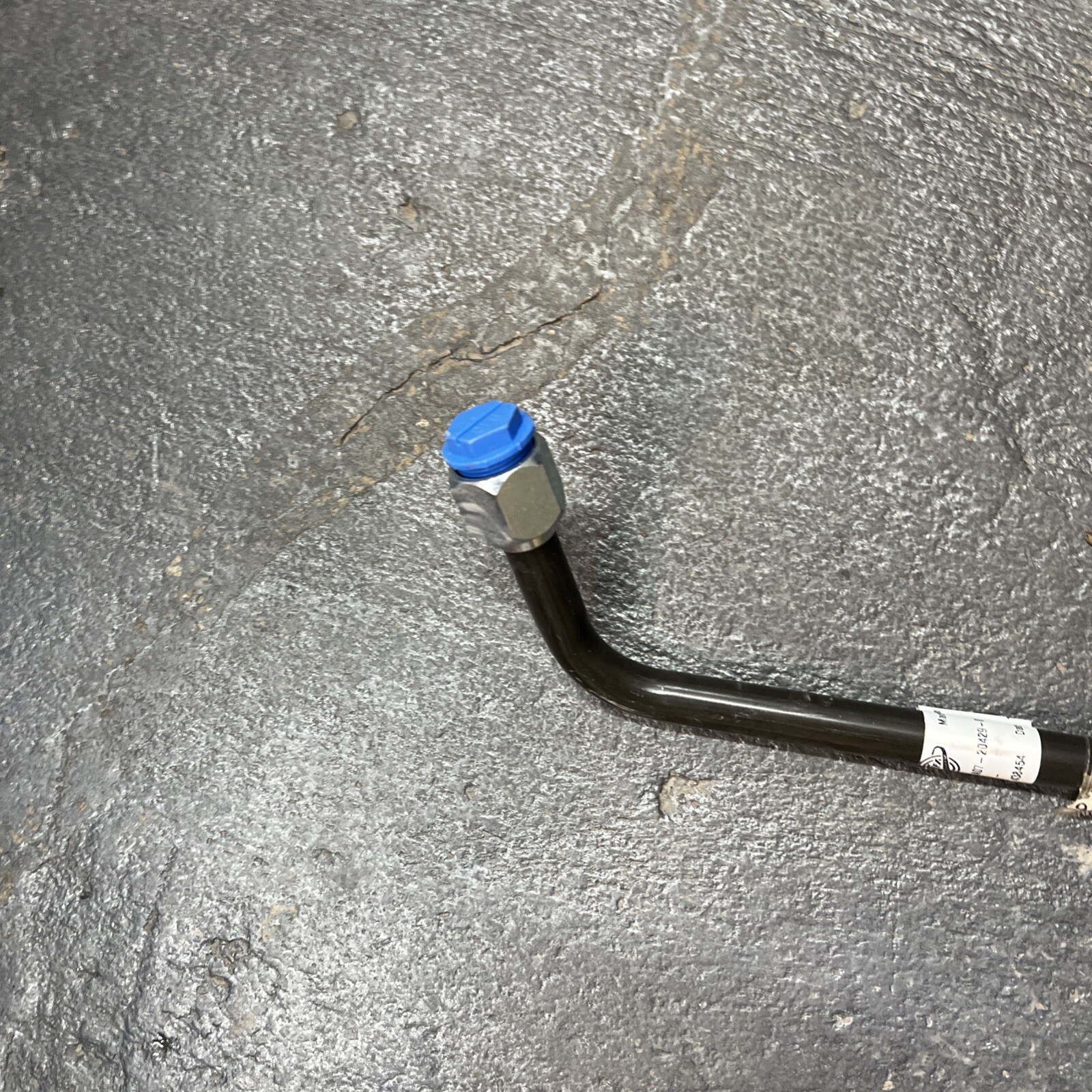 Freightliner A07-20429-000 – Transmission Oil Cooler Line Tube Metal