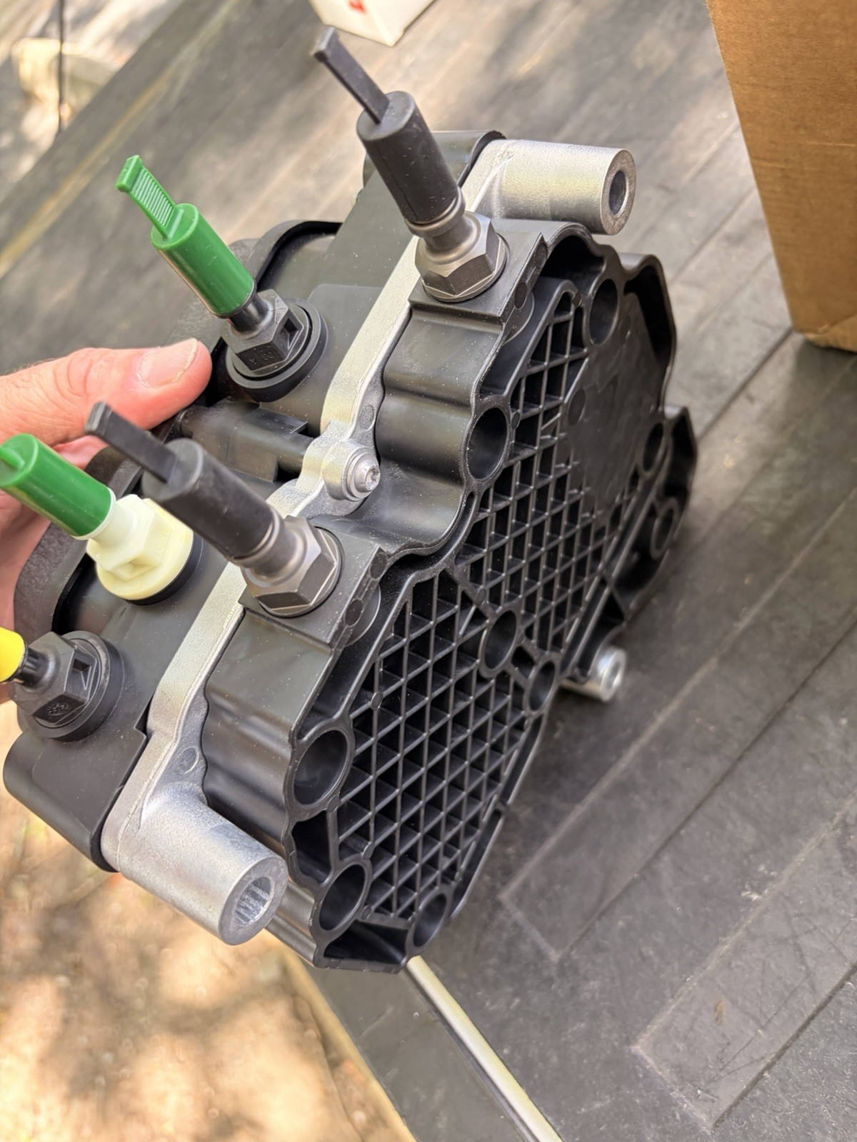 Volvo Mack Unit Pump DEF Pump 85031447 24326552 85002754 23753845