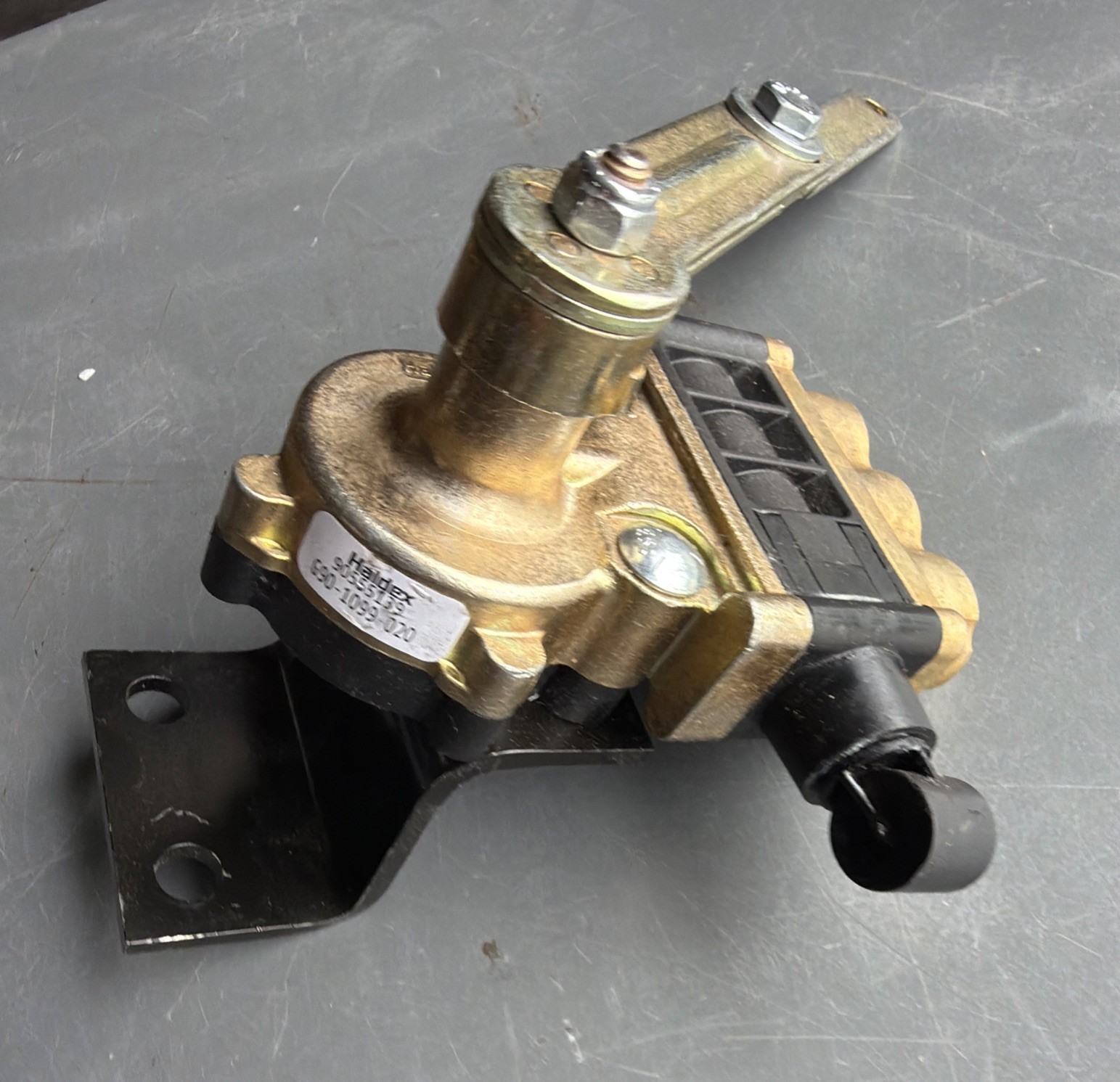 Haldex Precision Response Height Control With Open Dump Valve G90-1099-020