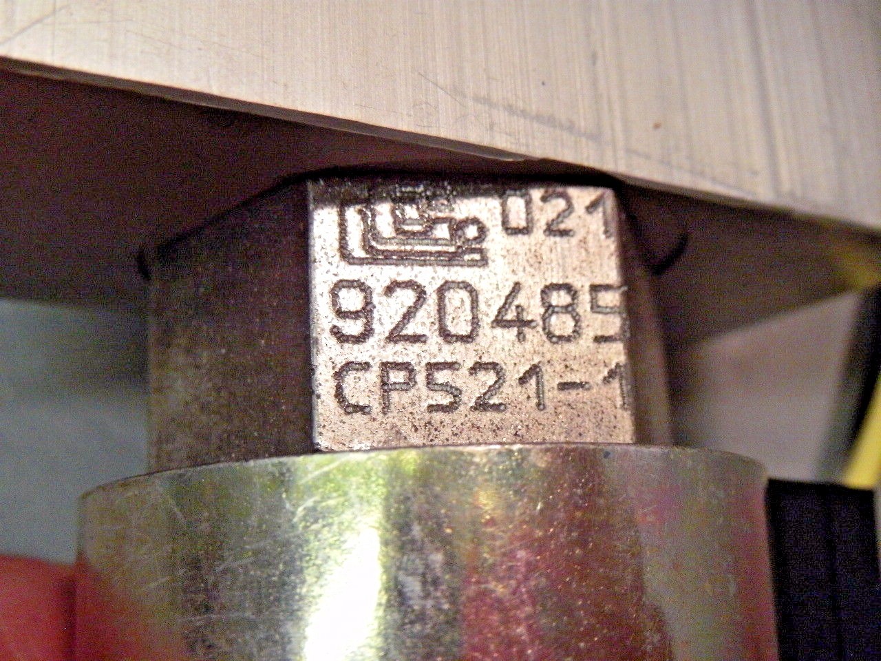 Sauer Danfoss TYC220211 Hydraulic 3Way Valve Lisk 24VDC Solenoid Comatrol CP5211