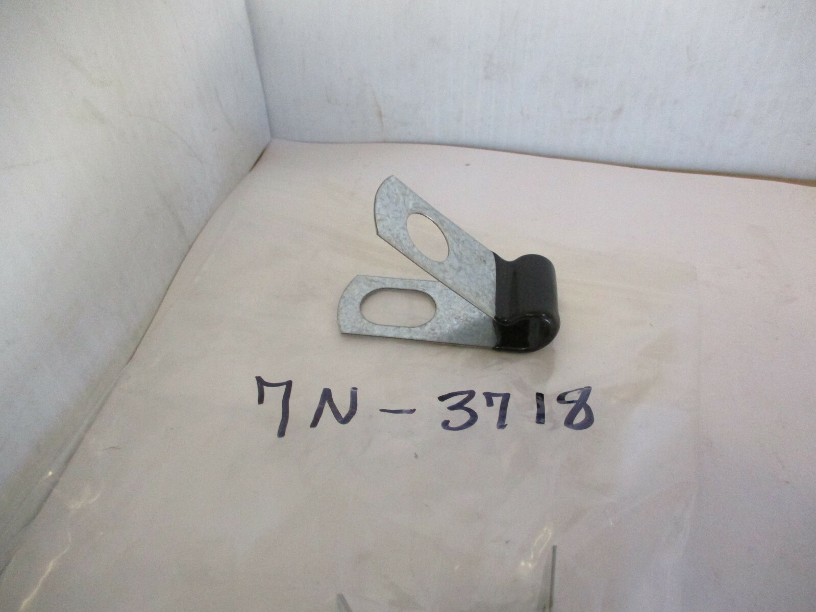 CATERPILLAR 7N3718 CLIP cat 7N-3718