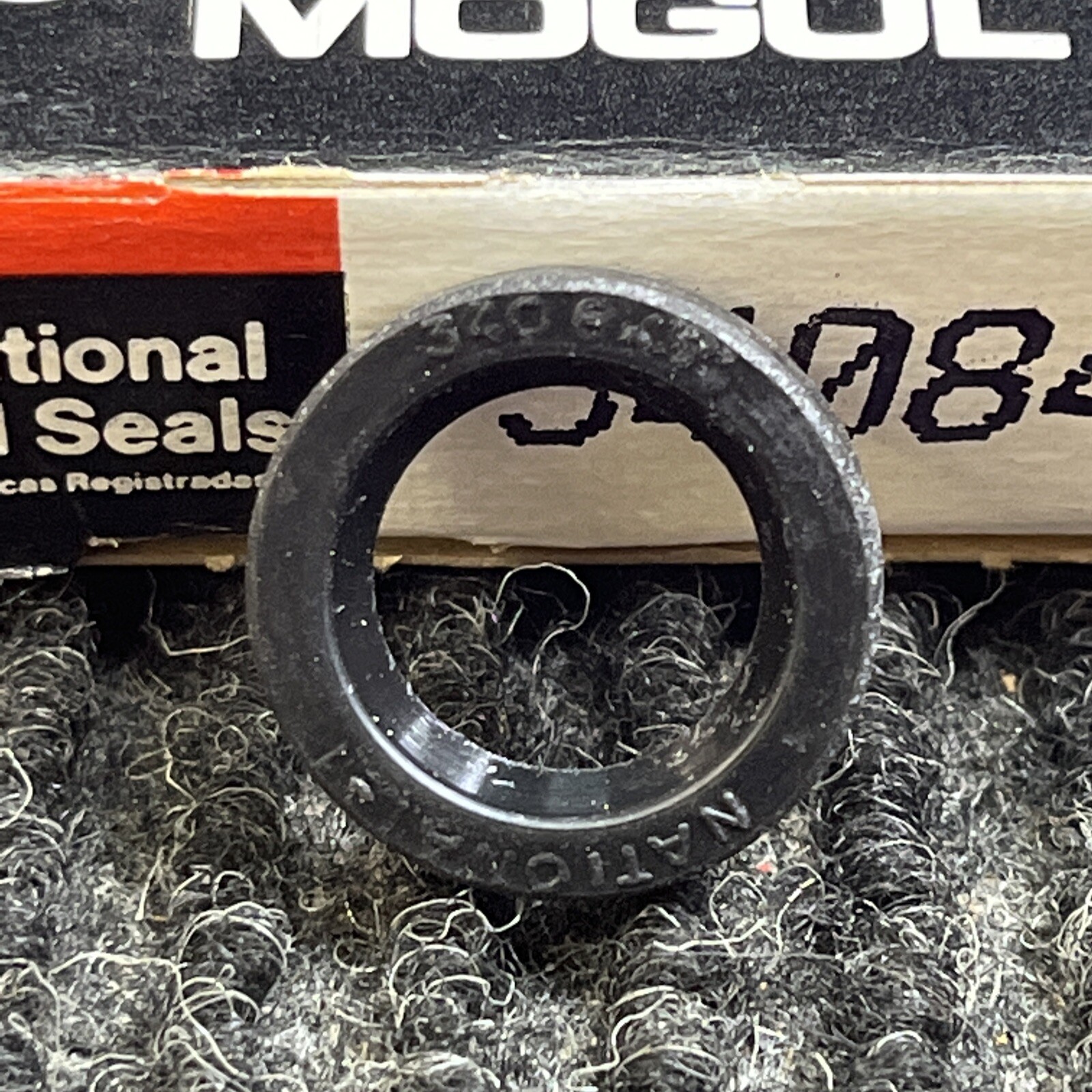 🔥🔥🔥NOS Federal Mogul National 340847 Oil Seal FREE SHIPPING