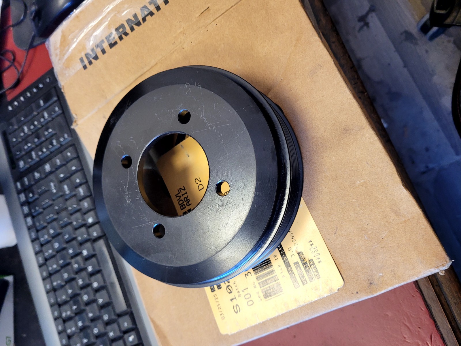 NEW OEM NAVISTAR PDC PULLEY WATER PUMP 3005814C3 ( F1-4C)