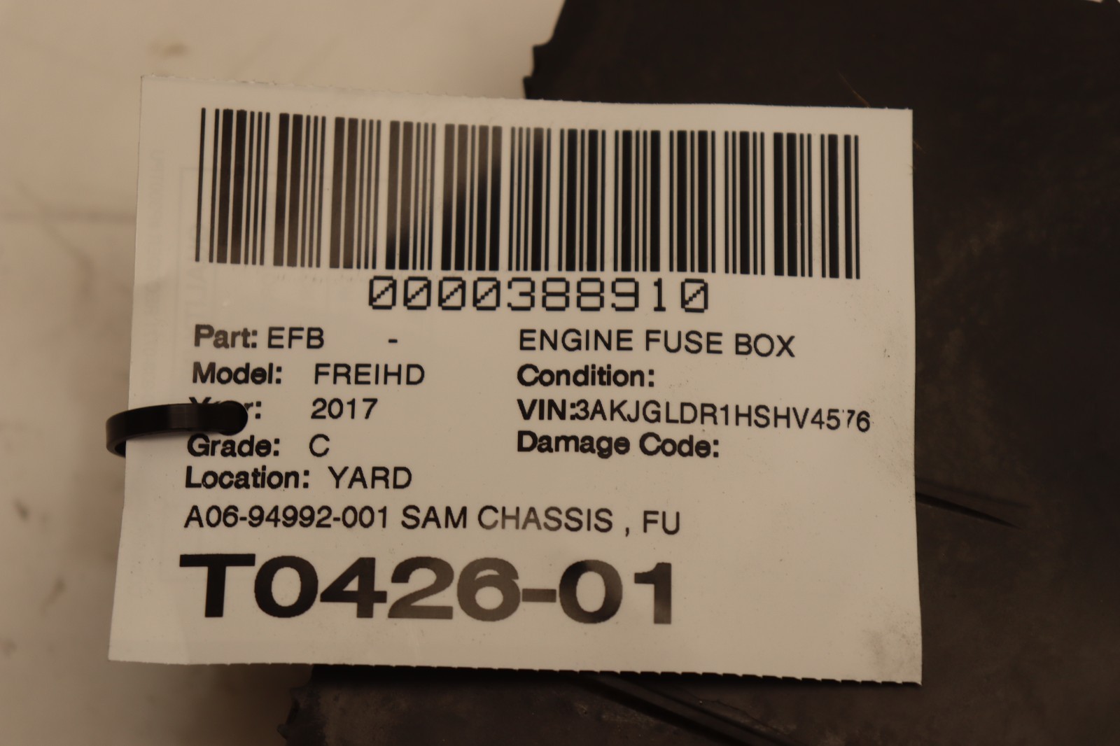 2014-2017 FREIGHTLINER CASCADIA 125 FUSE BOX BLOCK MODULE SAN CHASSIS OEM