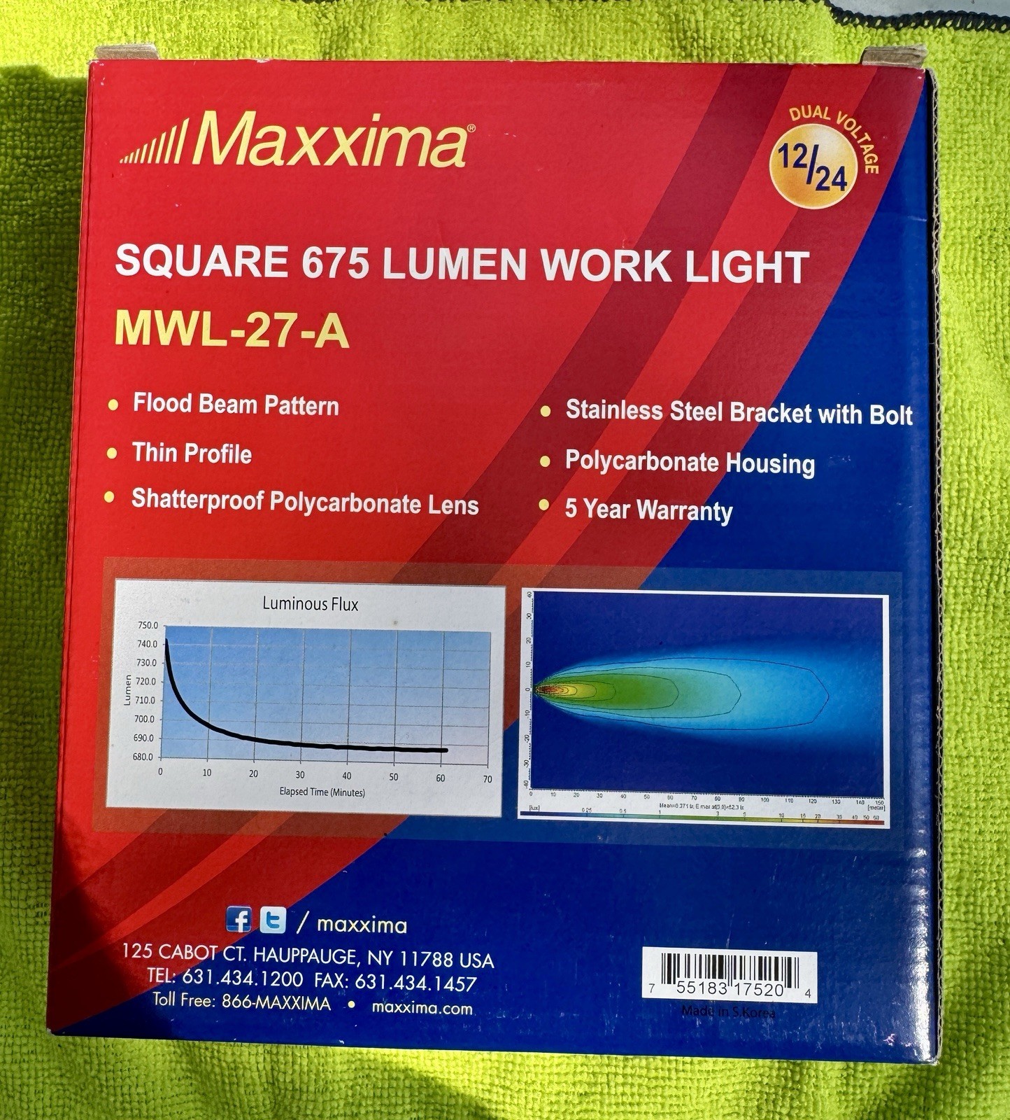 Maxxima MWL-27-A Black Square 15 LED Work Light (675 Lumens)