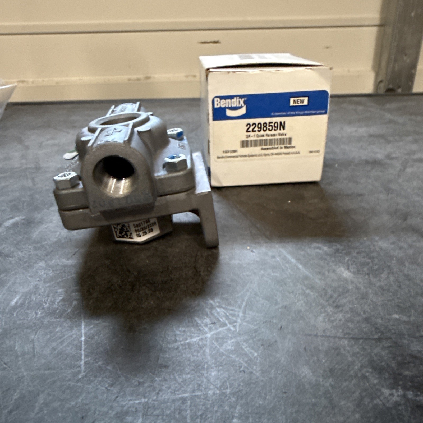 BENDIX QR-1 BRAKE QUICK RELEASE VALVE – 229859N – New In Package