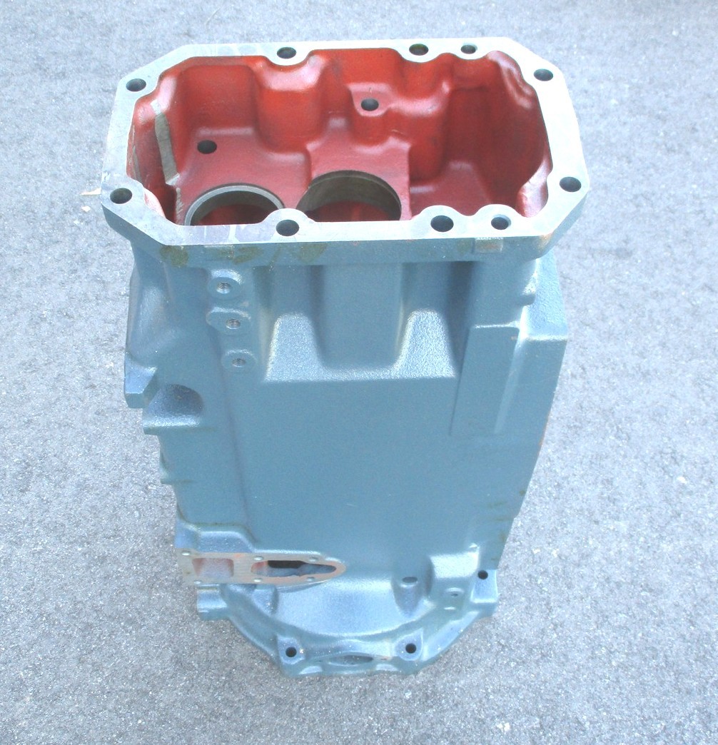 32440-14130 GENUINE KUBOTA CLUTCH HOUSING L3250DT L3250F