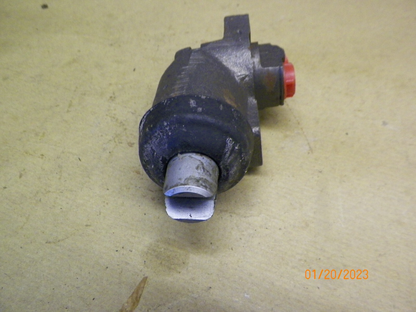 Girling LH rear brake cylinder Leyland Redline Austin Morris KGK 40 LDM 30