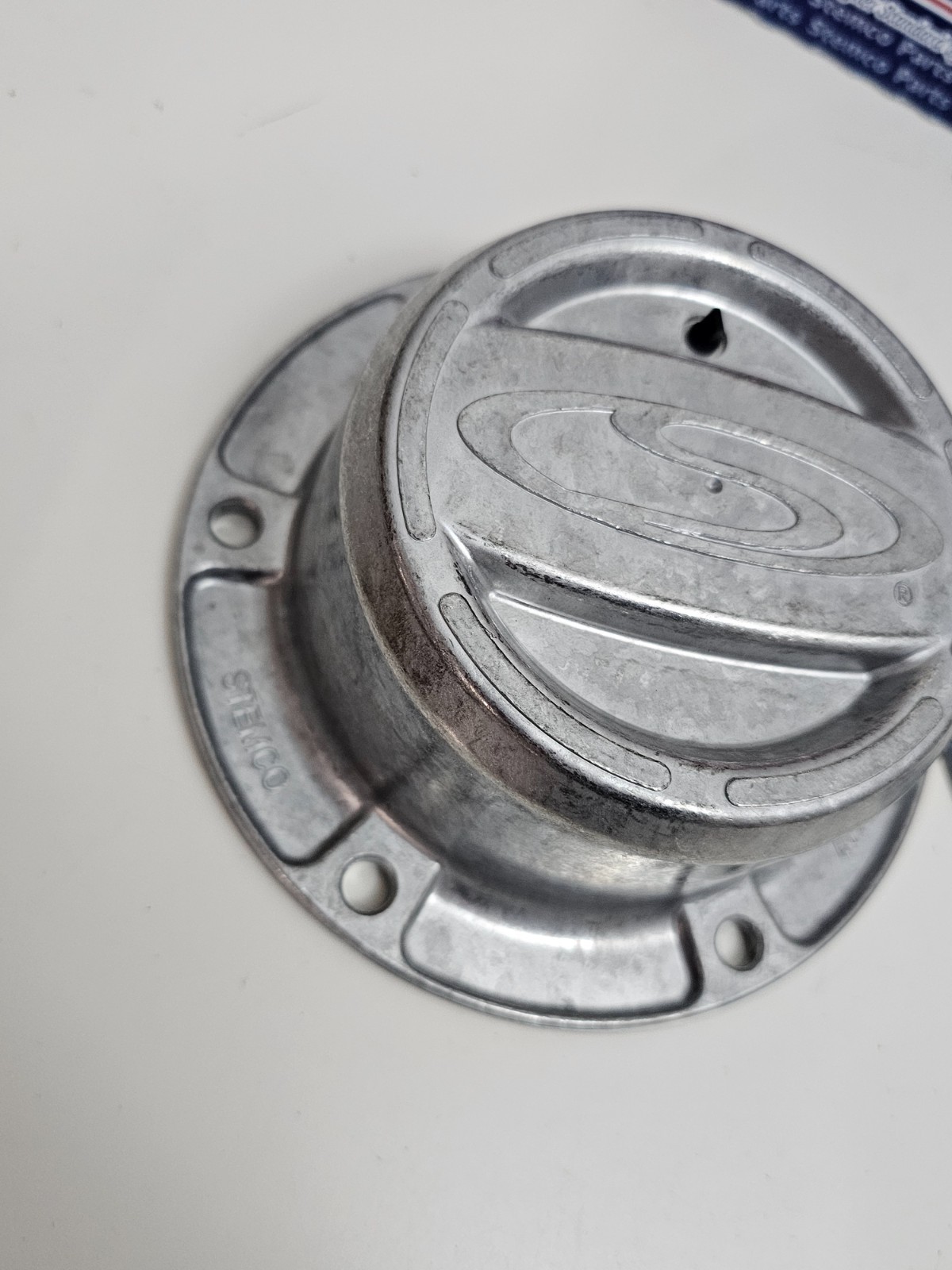 STEMCO GREASE HUB CAP WITHOUT GLASS 352-4009