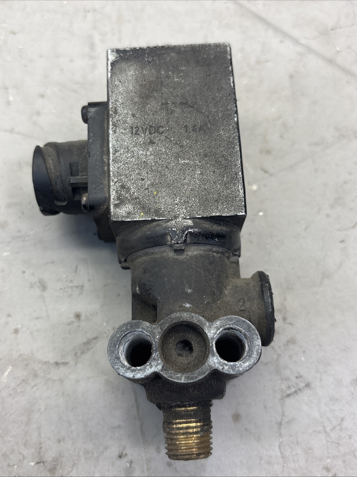 Bendix 300354 Solenoid Valve