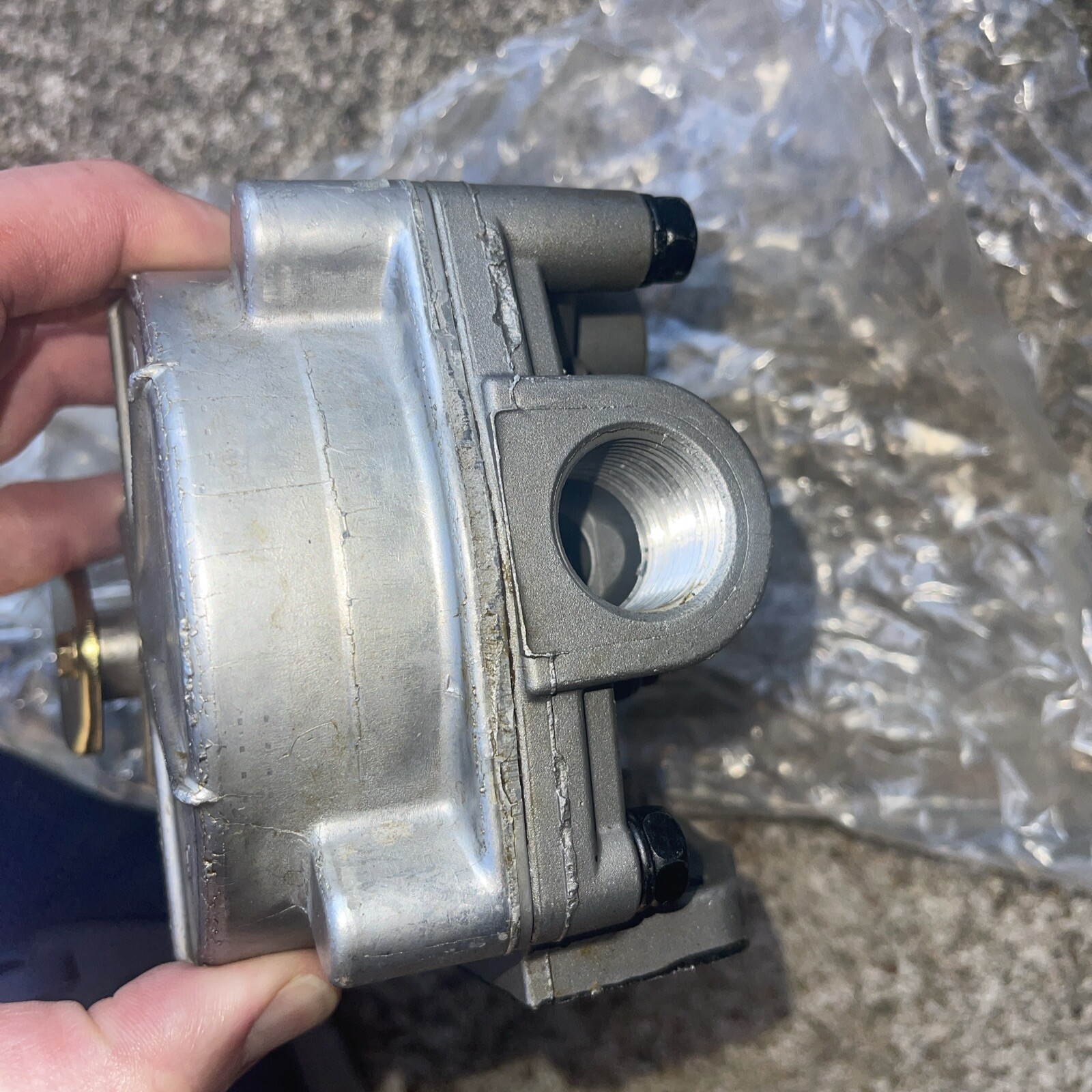 NEW BENDIX 286370N R-8 VALVE RELAY
