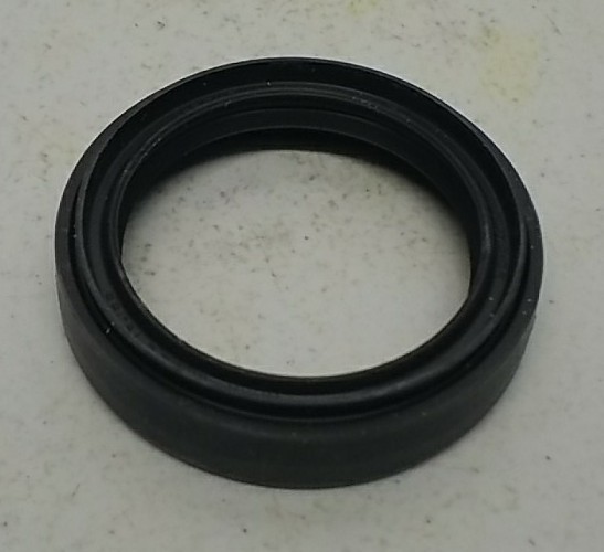 19612 CR Services Oil Seal