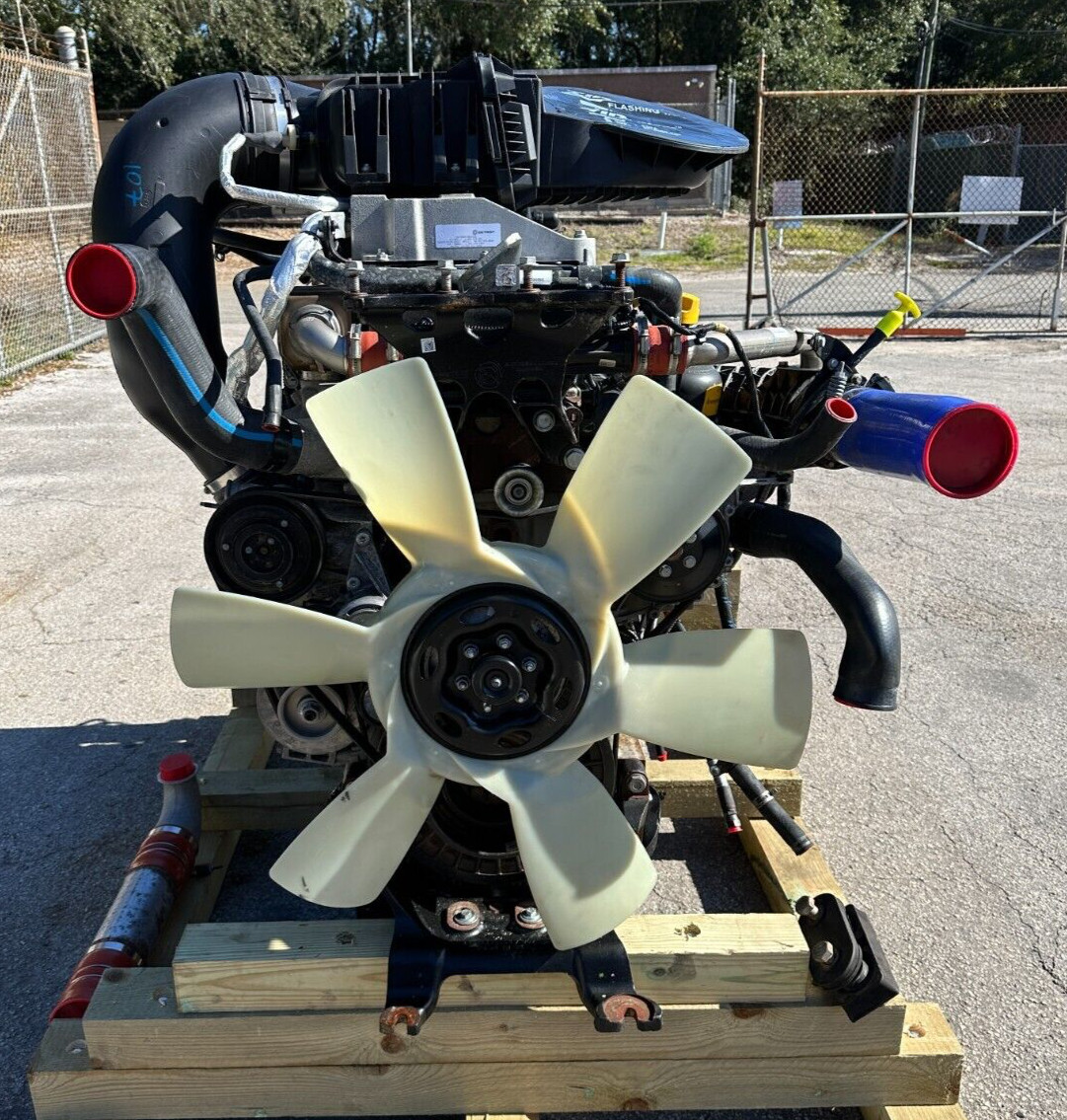 Freightliner Cascadia 126 DC DD13 Engine Assembly 42k miles on it 2024 OEM