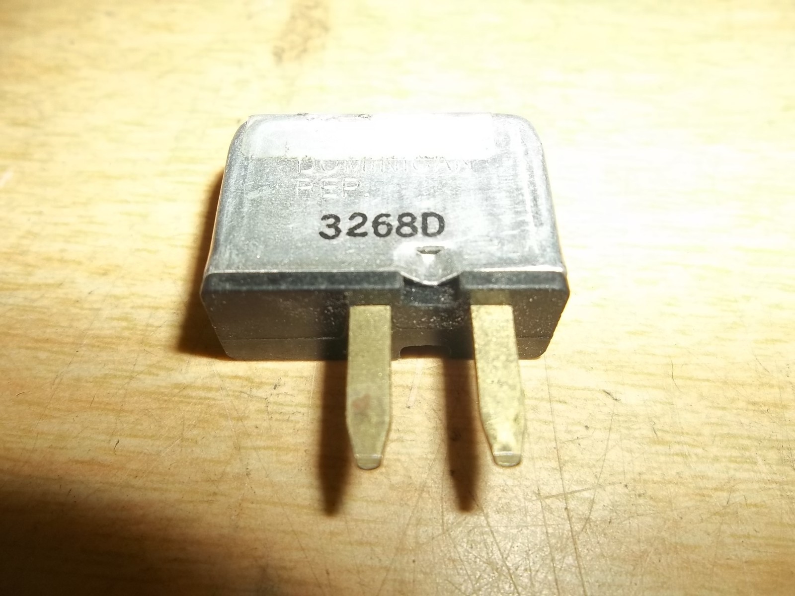 Fuse 1213 5164, Metal Automotive Circuit Breaker 15A 15 Amp *FREE SHIPPING*
