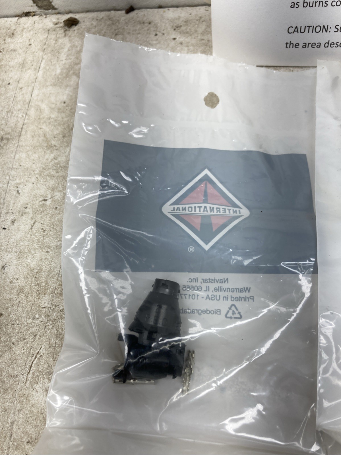 Genuine International HVAC Thermister Kit 2606229C92 (New Old Stock)