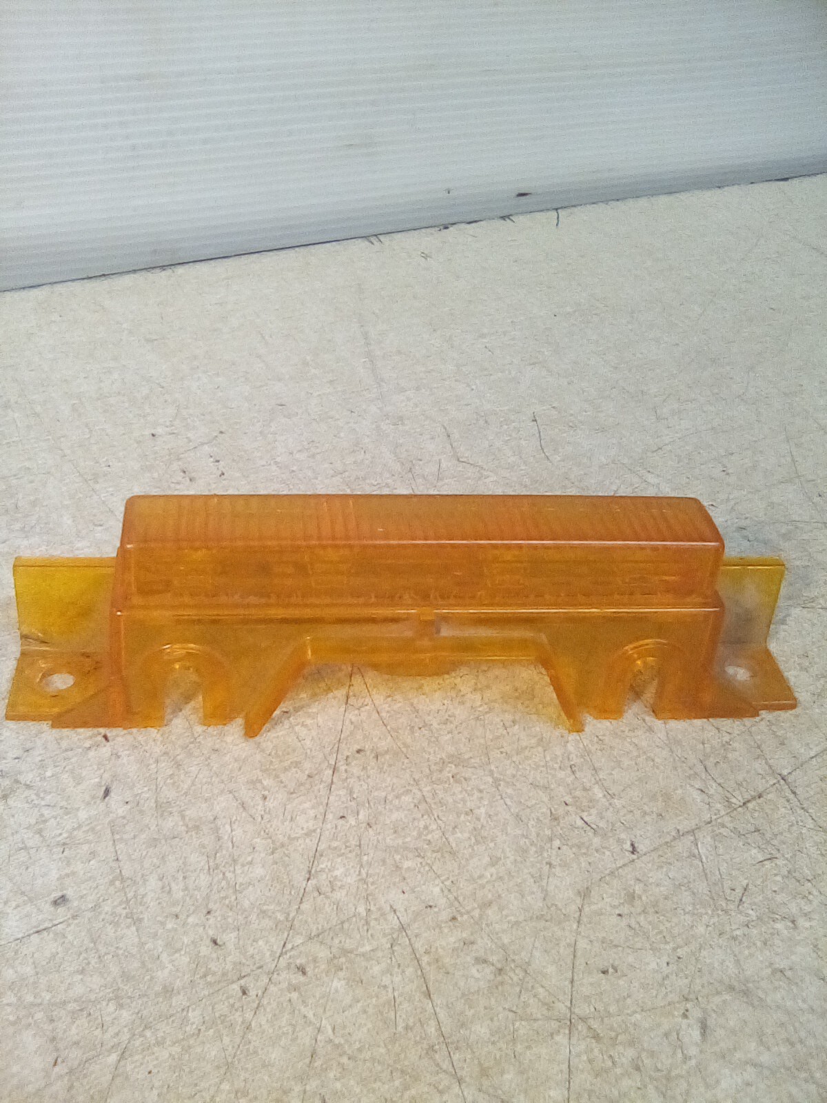 Volvo Truck Light Amber Cab Light 20414610 *FREE SHIPPING*
