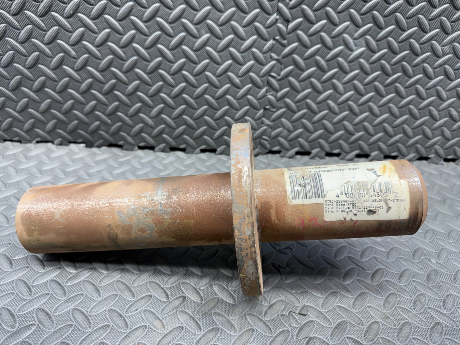 Roadtec 220488-03 Weldment Belt Tensioner Pivot Shaft