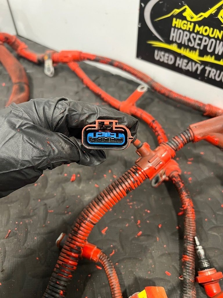 CUMMINS ISX X15 Engine Wiring Harness (Off ’21 Peterbilt 579) PN: 5612187 #17881