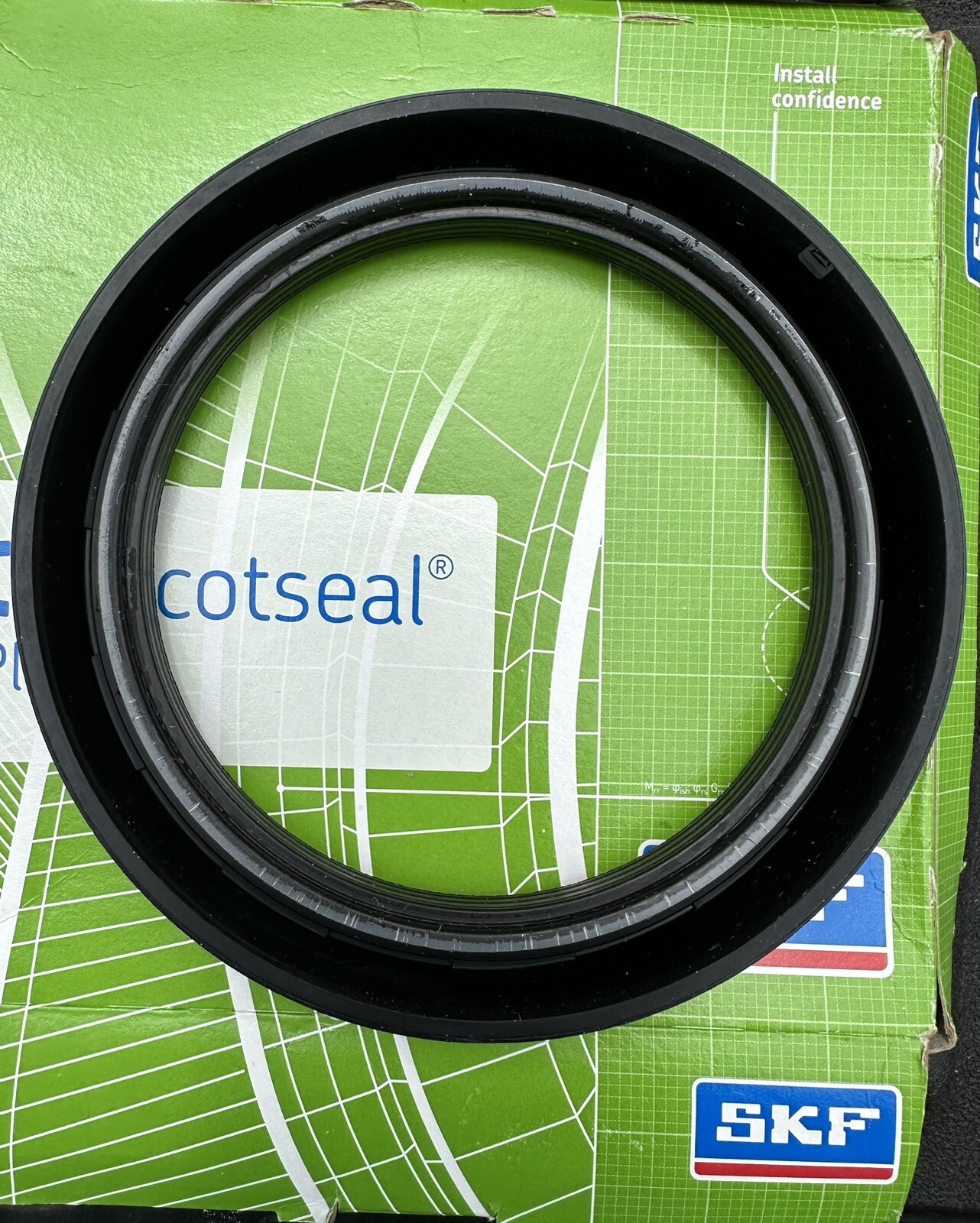 SKF 46300-C24 CR SCOTSEAL PLUS XL H 226 2613 181U 1ZAP1 0085311565943