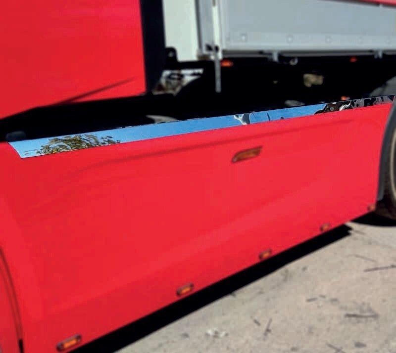 iveco S-WAY SIDE LATH CHROME Stainless Steel 4 Pieces.