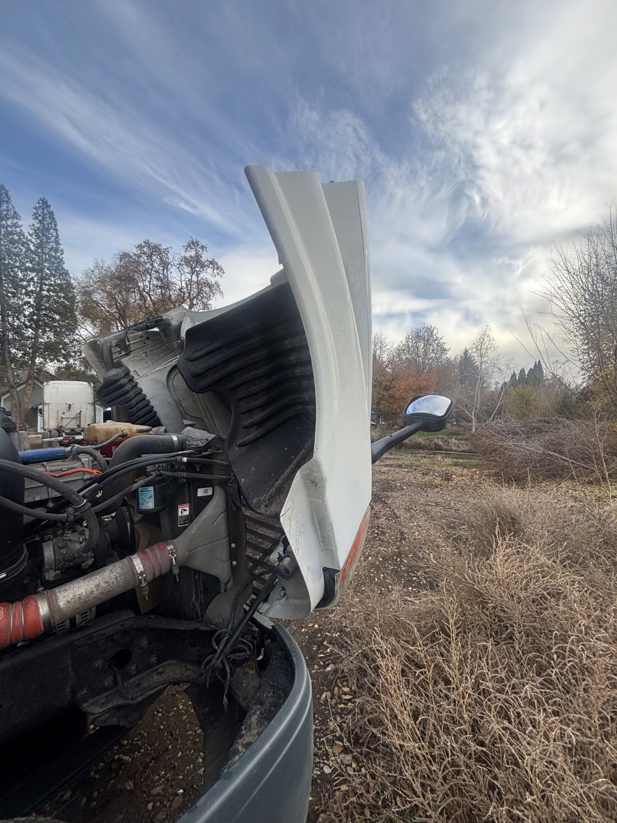 semi truck accessories and parts for 2009 freightliner cascadia