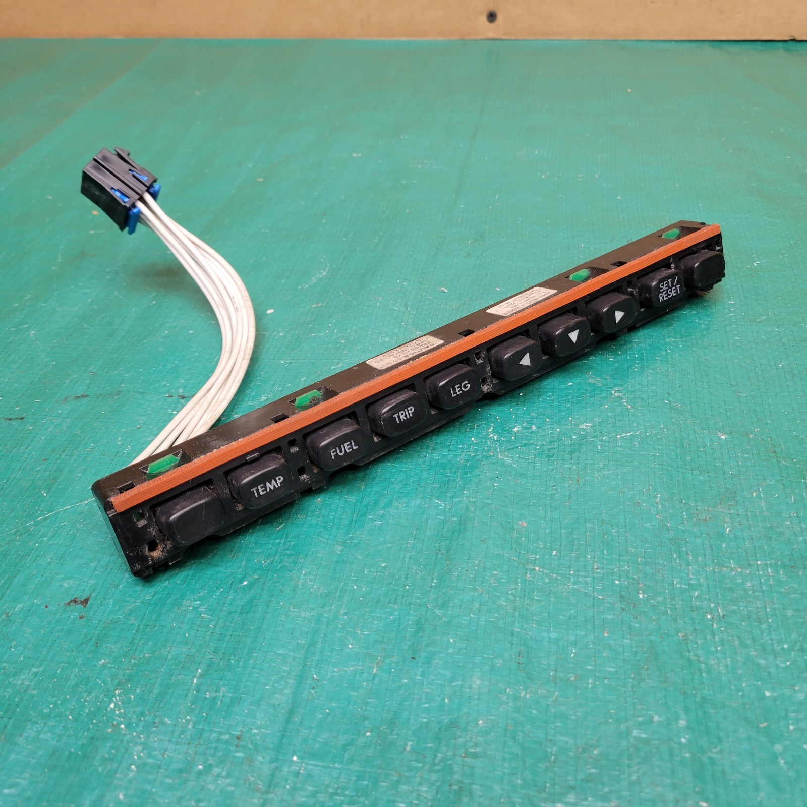 Freightliner Pollak Switch Button Strip 22-45710-003 32247