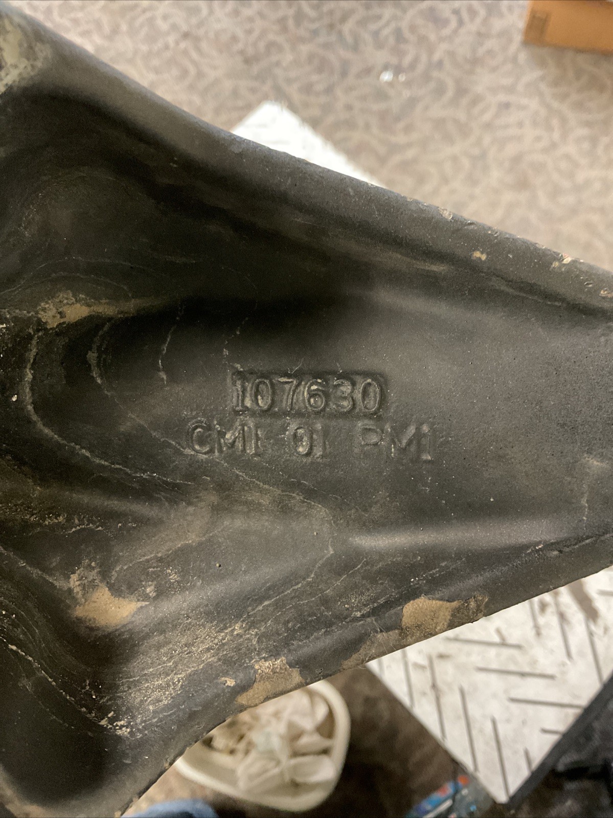 PETERBILT REAR CAB SUPPORT BRACKET SUSPENSION MOUNT 29-05987