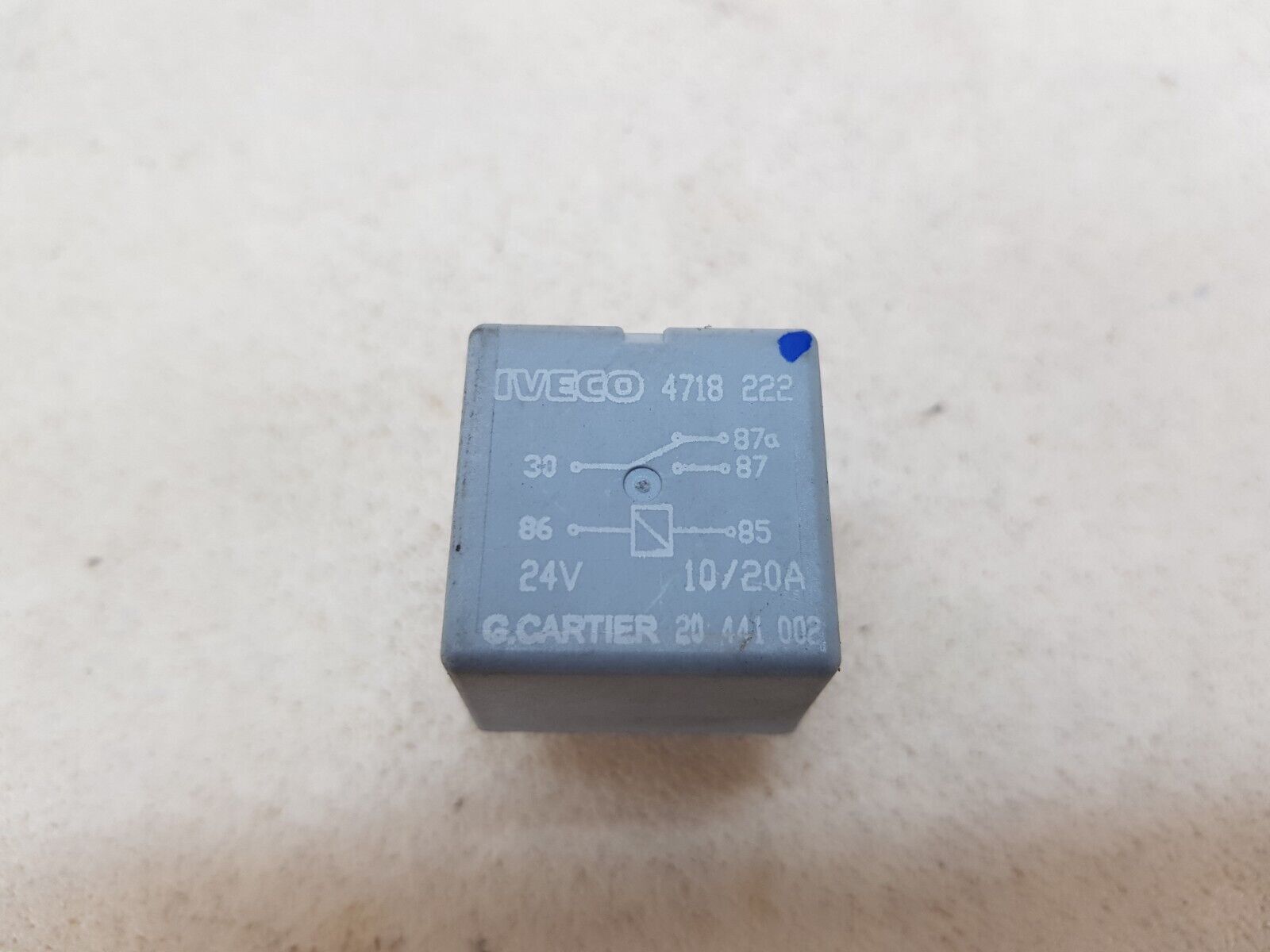 IVECO EUROCARGO 180E25 02-15 GREY 5 PIN SQUARE RELAY 24V 10/20A 4718222 20441002
