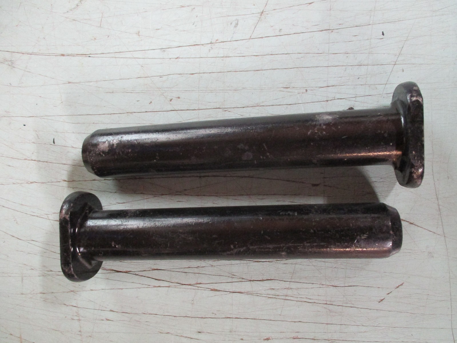 2 PACK XE-06356-P Fifth Wheel Pivot Pin Holland XE06356 XE06356P FW35 FW31 FW33