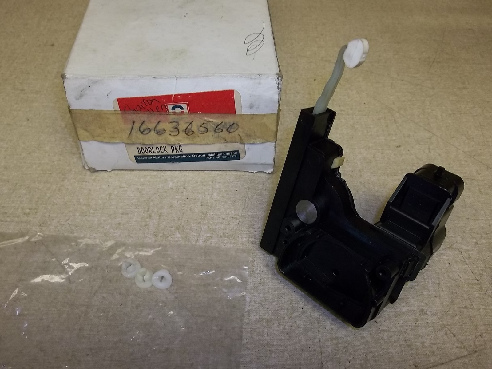 NEW GM 16636560 Delco Door Lock Actuator *FREE SHIPPING*