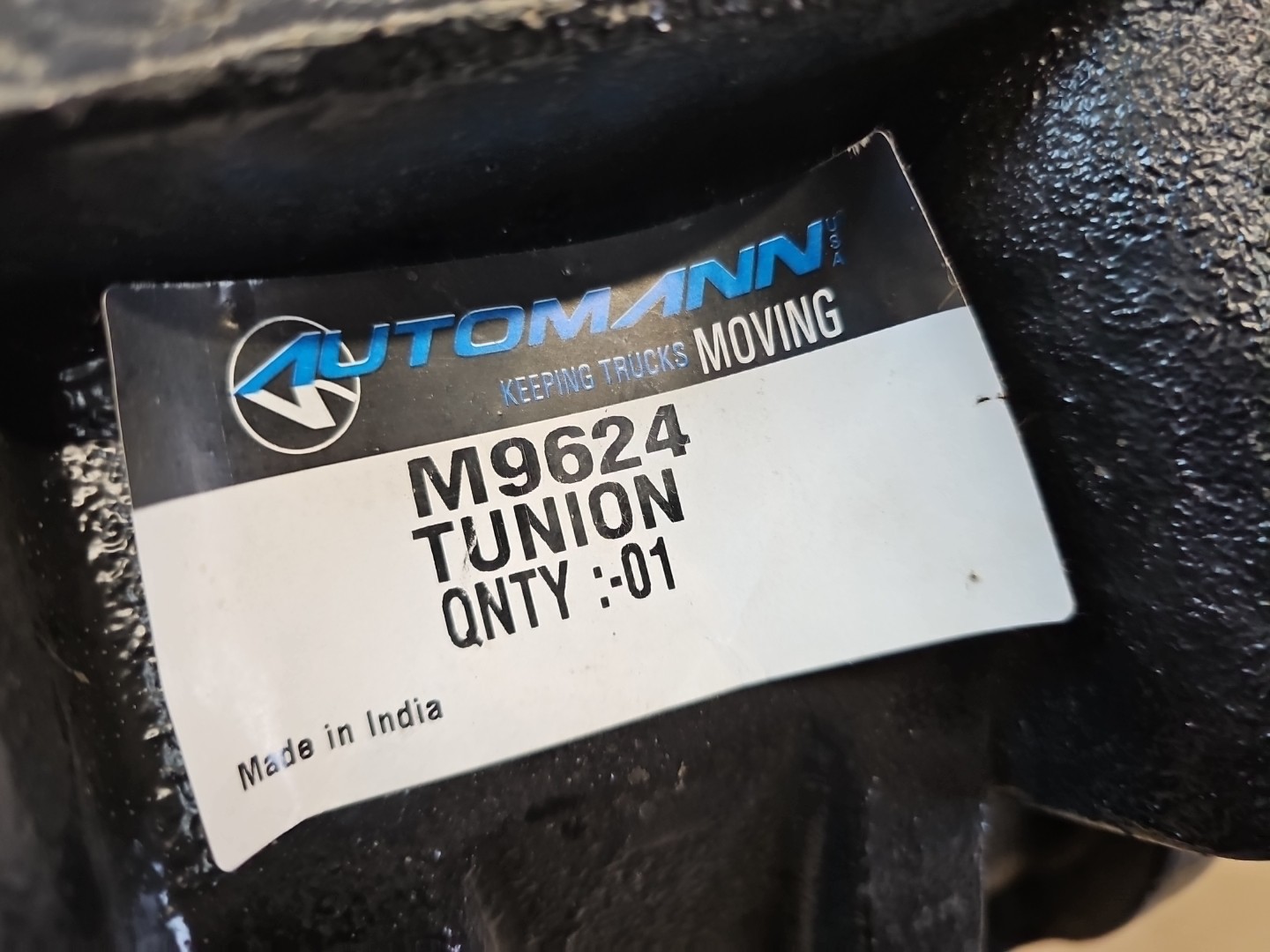 NEW Automann M9624 Lower Half Trunnion Fruehauf Bracket
